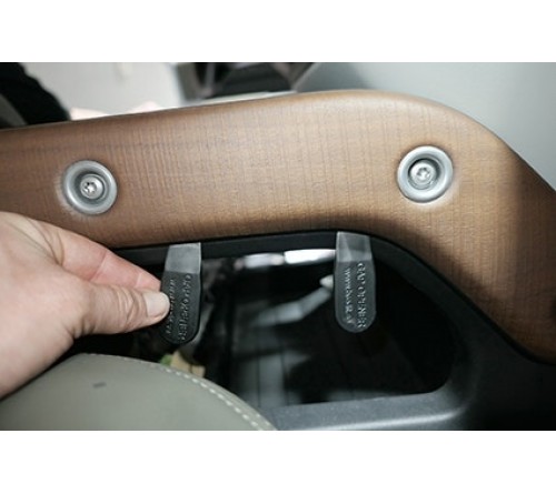 Proclip Land Rover Defender 20- Console mount