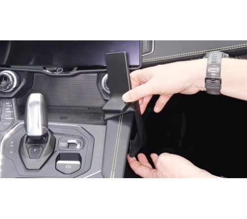 Proclip Lynk & Co 01 20-24/ Lynk & Co 05 20- Console mount
