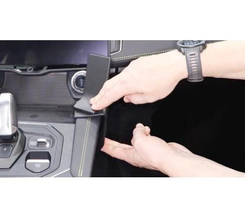 Proclip Lynk & Co 01 20-24/ Lynk & Co 05 20- Console mount