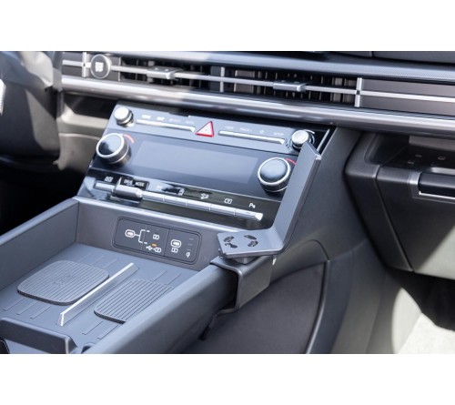 Proclip Hyundai Santa Fe 24- Console mount