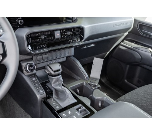 Proclip Toyota LandCruiser 24- Console mount
