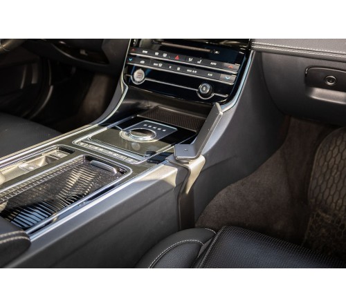 Proclip Jaguar XE 19-20 Console mount