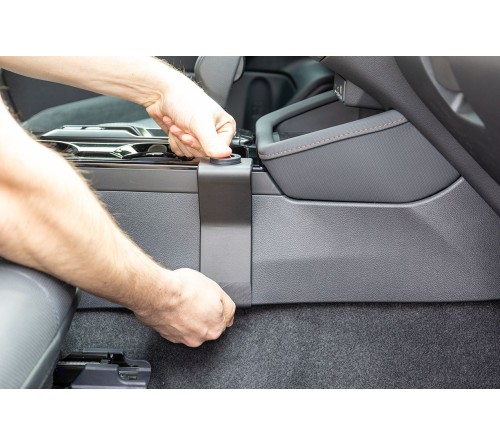 Proclip Subaru Forester 26- Console mount