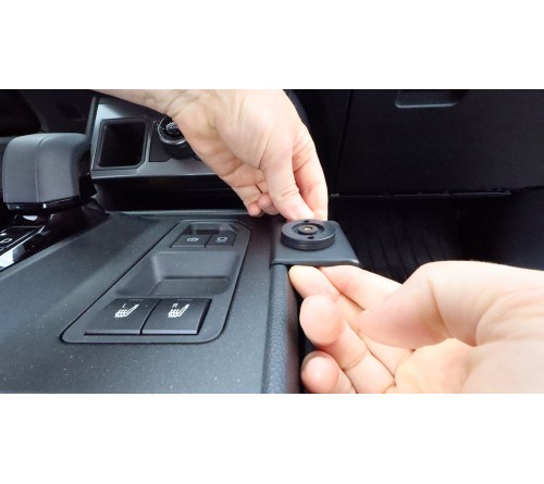 Proclip Toyota HiLux 27- Console mount