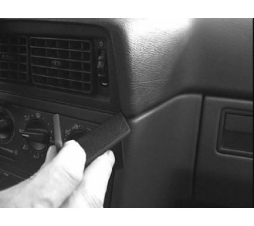 Proclip Volvo 850 92-97 Angled mount