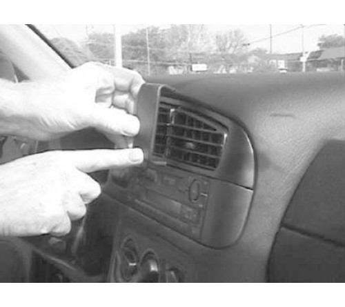 Proclip VW Golf/Vento 92-98 Center mount