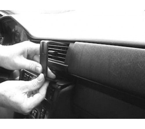 Proclip Mercedes Benz 124 (200-500E) 86-94 Angled mount