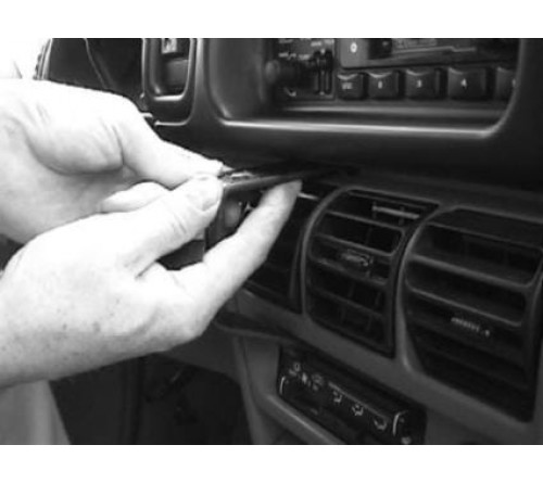 Proclip Chrysler Voyager 94-95 Center mount  low