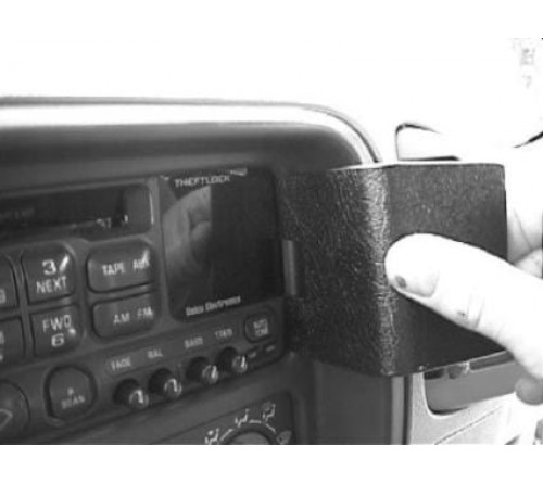 Proclip Chevrolet Blazer CK-ser. 95-99 Angled mount