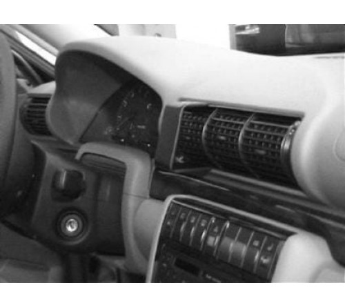 Proclip Audi A4 95-01 Center mount