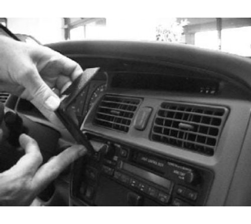 Proclip Toyota Tacoma 95-04 Center