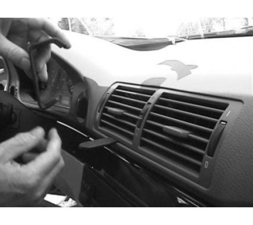 Proclip BMW 520-540/M5 E39 serie 96-03 Center mount