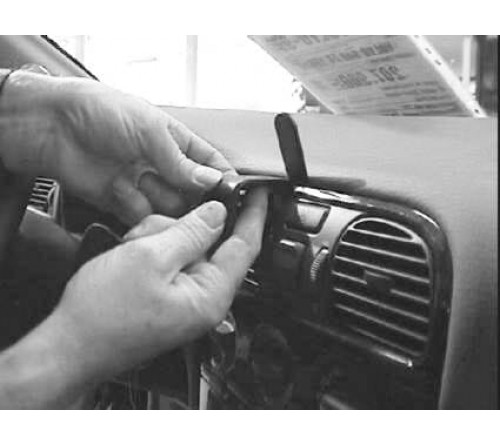 Proclip Volvo S40/V40 96-00 Center mount