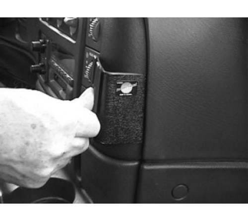 Proclip Chevrolet Astro 96-05 Angled mount