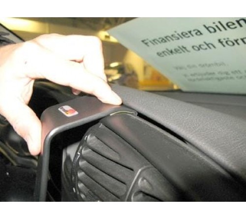 Proclip Ford Mondeo 97-00 Center mount