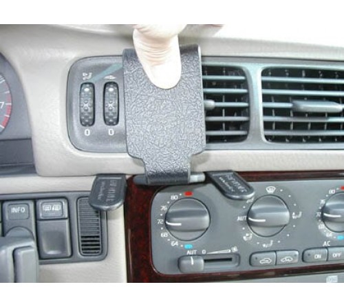 Proclip Volvo C70 97-05/S70/V70 97-00 Center mount