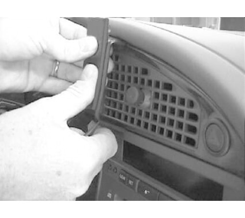 Proclip Saab 9-5 98-05 Center mount  high - Not for Wood