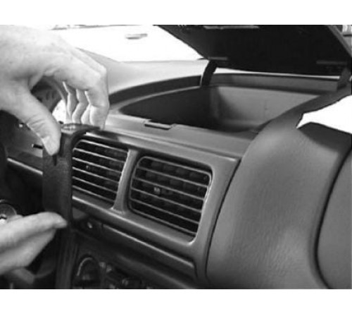 Proclip Subaru Forester 98-02/Impreza 98-00 Center mount