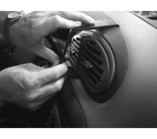 Proclip Chrysler Voyager 96-00 Center mount