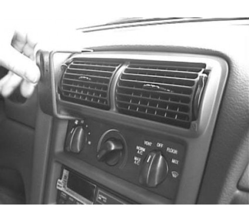 Proclip Ford Mustang 95-04 Center mount