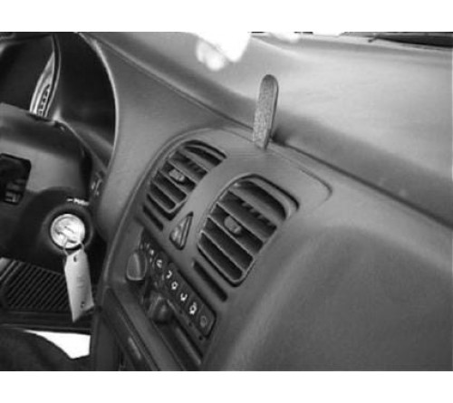 Proclip Subaru Legacy/Outback 95-99 USA Center mount