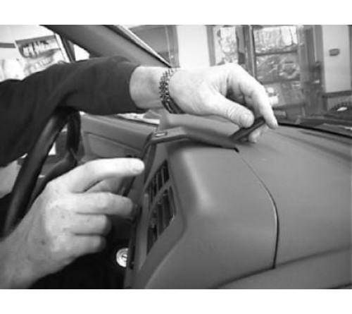 Proclip Nissan Frontier 98-01 Center mount