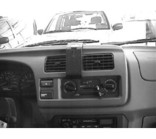 Proclip Nissan Frontier 98-01 Center mount
