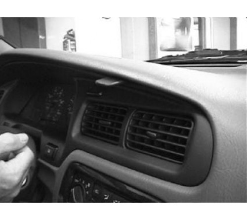 Proclip Nissan Altima 98-01 USA Center mount