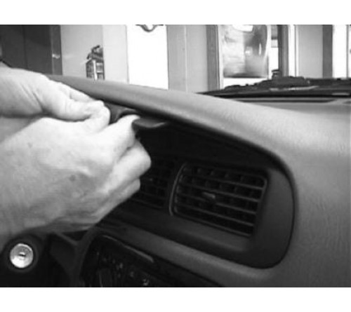 Proclip Nissan Altima 98-01 USA Center mount