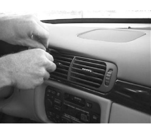 Proclip Cadillac Deville 97-98 USA Center mount