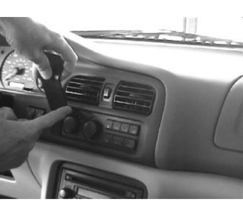 Proclip Mazda 626 98-02 Center mount