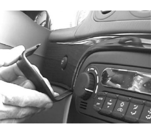 Proclip Chrysler 300M 99-04 Center mount