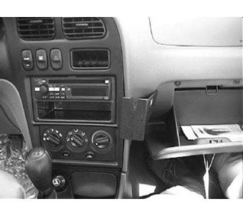 Proclip Kia Sephia/Shuma 98-00 Angled mount