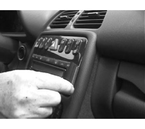 Proclip Mercedes Benz CLK 97-01 Angled mount