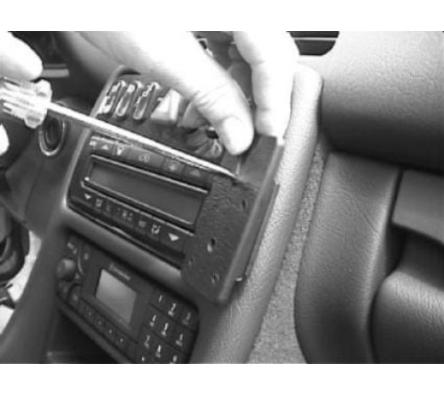 Proclip Mercedes Benz CLK 97-01 Angled mount