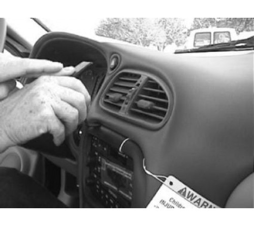 Proclip Chevrolet Alero 99-03 Center mount