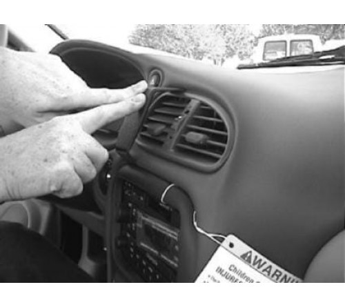 Proclip Chevrolet Alero 99-03 Center mount