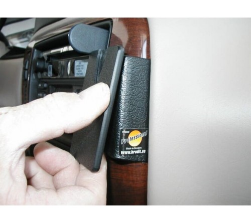 Proclip Ford Windstar 99-03 Angled mount