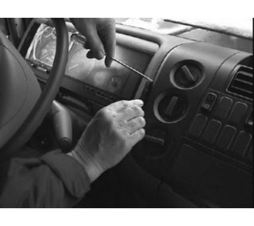 Proclip Mercedes Benz Atego 98-07 Center mount