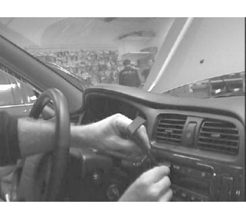 Proclip Subaru Legacy/Outback 99-03 Center mount