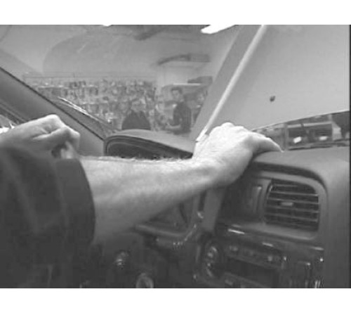 Proclip Subaru Legacy/Outback 99-03 Center mount