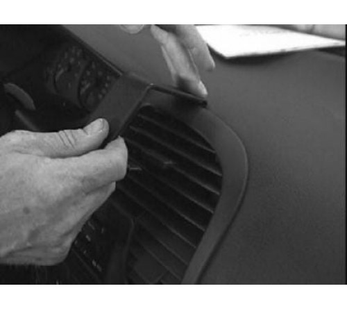 Proclip Opel Zafira 99-04 Center mount