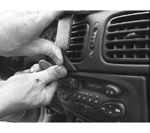 Proclip Renault Megane/Scenic 99-02 Center mount