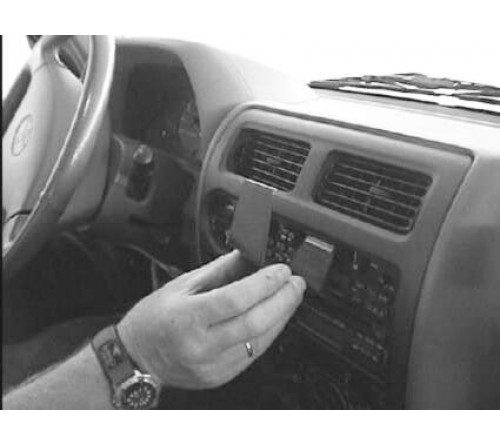 Proclip Toy.LandCruiser 90 97-02 Center mount