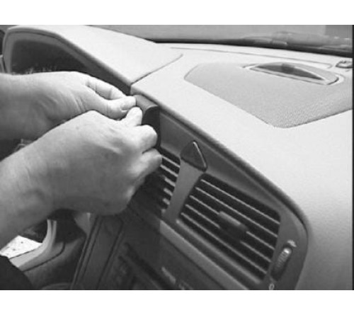 Proclip Volvo V70 00-08/S60 00-10/XC70 00-07 center