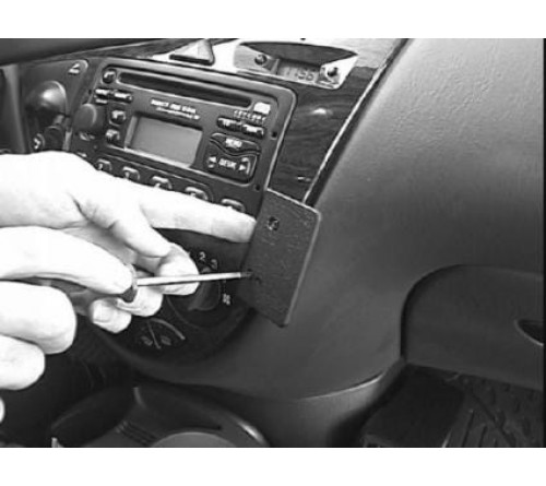 Proclip Ford Focus 99-04 Angled mount