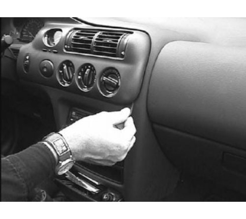 Proclip Ford Escort 95-00 Angled mount