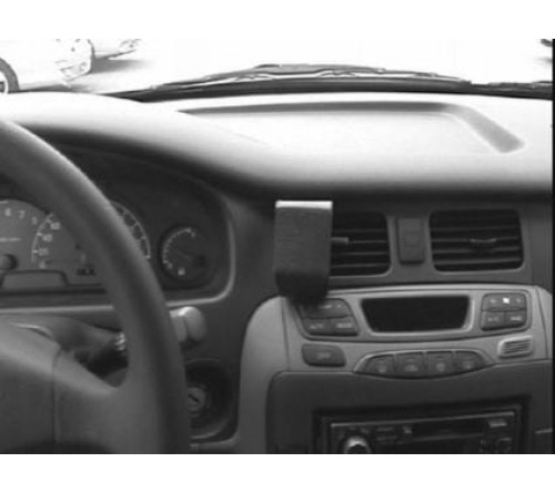 Proclip Hyundai Trajet 00-09 Center mount