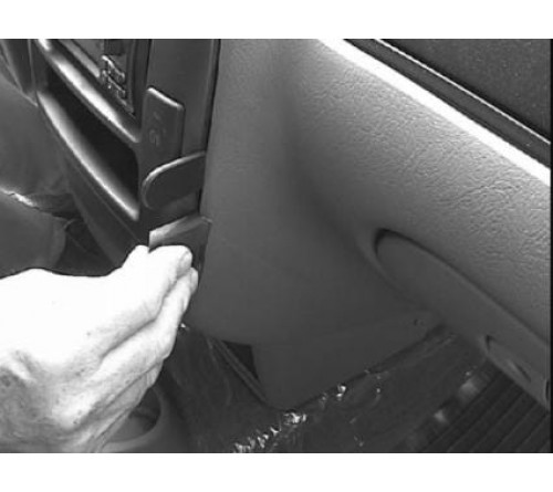 Proclip Hyundai Trajet 00-09 Angled mount