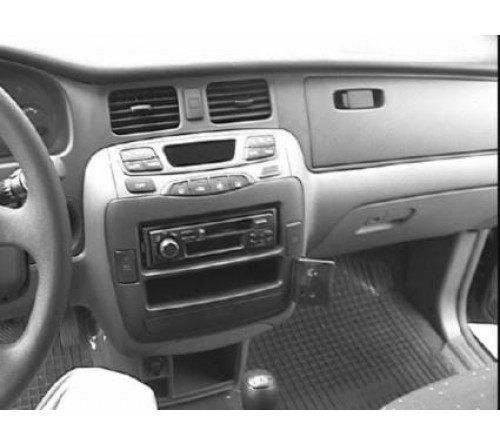 Proclip Hyundai Trajet 00-09 Angled mount